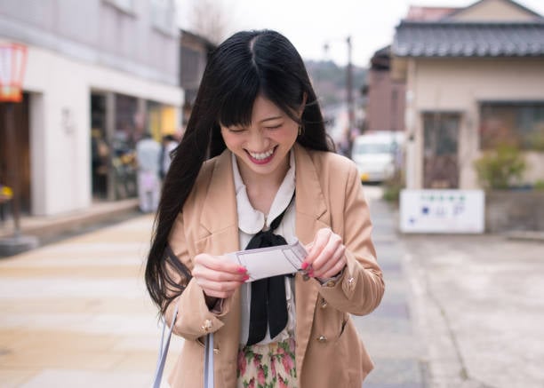 Omikuji In Japan - Information and Facts.